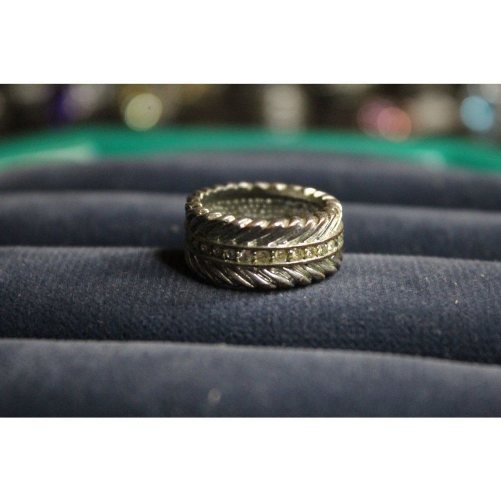 Clear Rhinestones Silver‎ Band Fashion Costume Ring Size 6.5